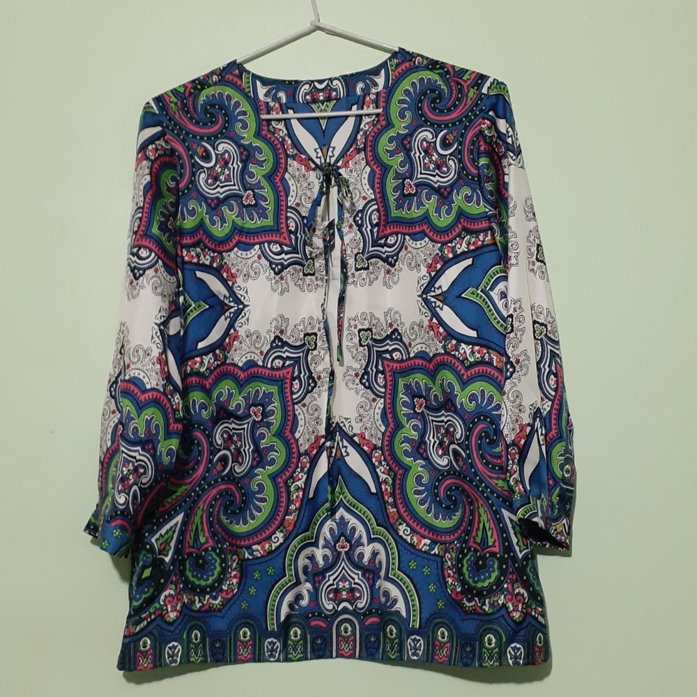 Silk blouse, 100% SILK Aztec Parsley Psychic Floral print Satin, Flowy, Soft